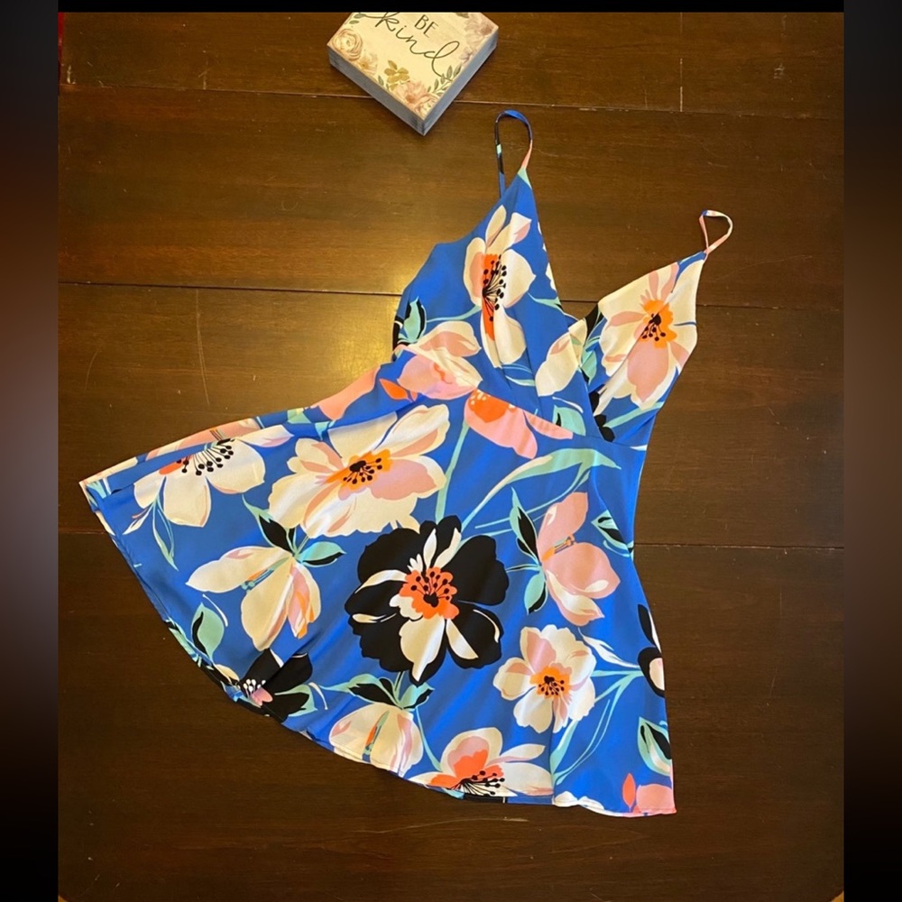 NWOT Express Tropical Fit and Flare Chiffon Dress